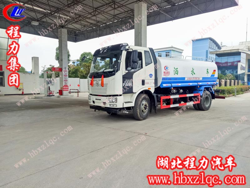 2019/06/27/，胡總在程力集團(tuán)自提一輛14方解放J6灑水車，單號(hào)：25199/70129